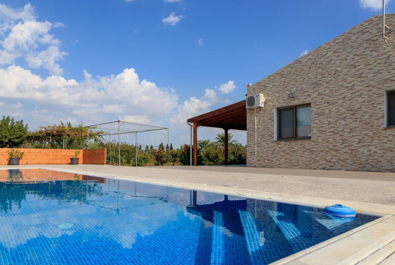 Berryrose Villa Pervolia Exterior foto