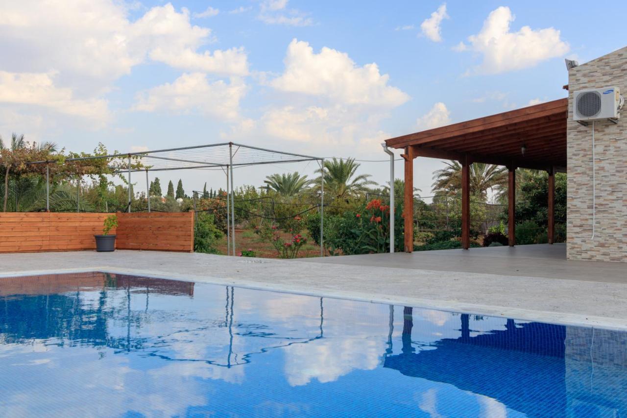 Berryrose Villa Pervolia Exterior foto